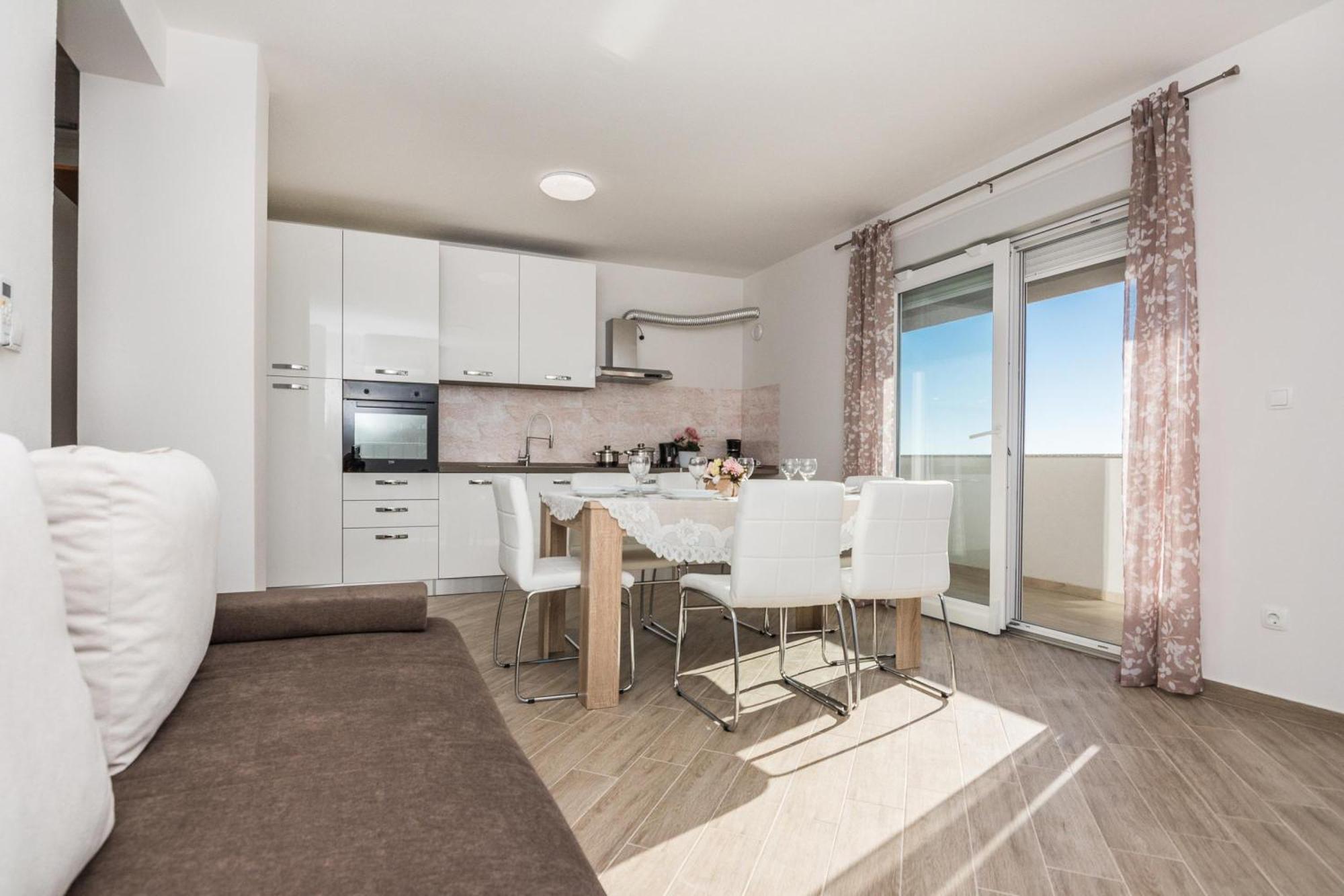 Pool Apartment Bakija 2 Pakoštane Buitenkant foto